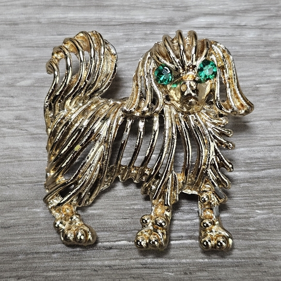 Dog Brooch - Picture 14 of 14